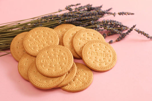 Large Marie Biscuit